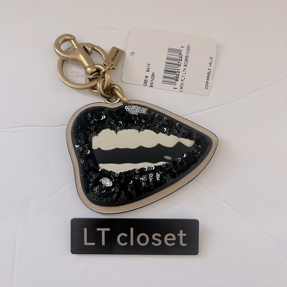 Last one! New Coach X Tom Wesselmann Lips Keychain Bag Charm - Picture 4 of 5